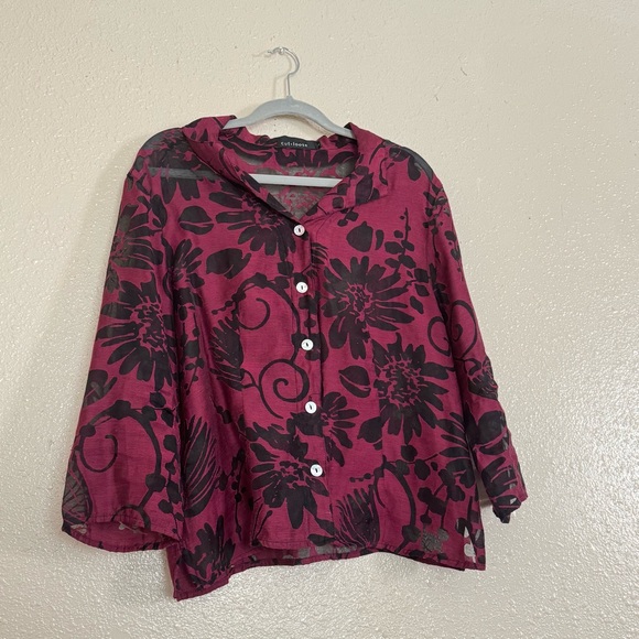 Cut Loose Burgundy Burnout Floral Blouse - Picture 4 of 4